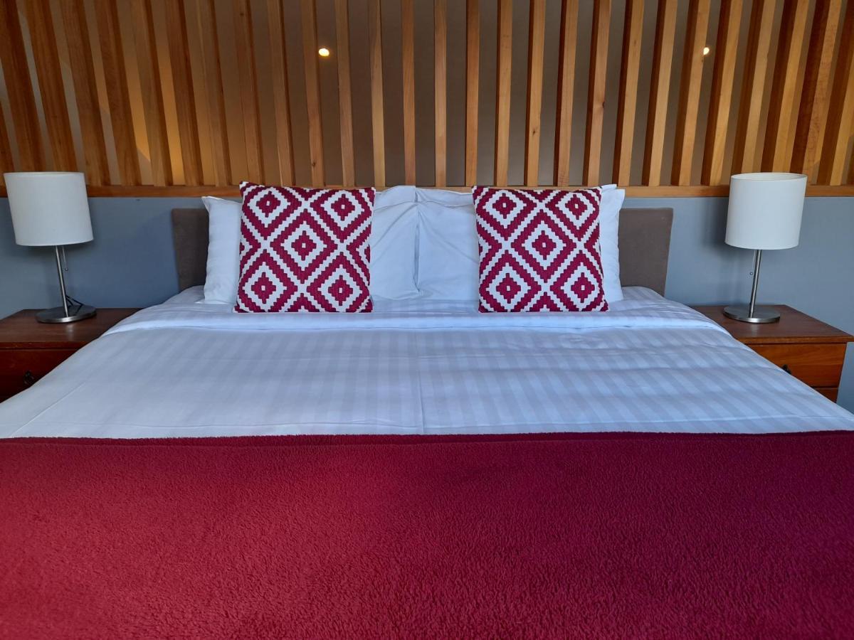*** Lake Villa 459 *** Ханмер Спрингс Екстериор снимка